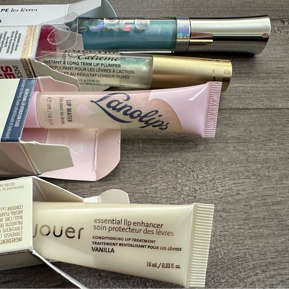 Bundle of lip glosses and plumpers - Picture 3 of 5